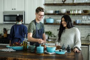 Couple Cooking Class - 52 Non-Alcoholic Date Ideas For Introverted Men To Use