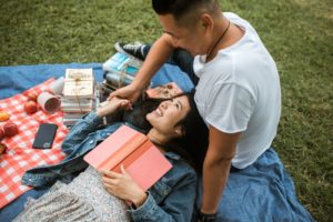 Couple On Picnic - Avoid The Friend Zone